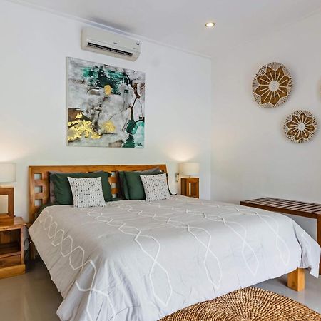 Adorable 1Br Villas In The Herat Of Seminyak Zewnętrze zdjęcie