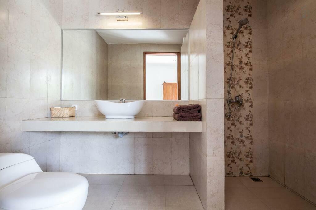 Adorable 1Br Villas In The Herat Of Seminyak Zewnętrze zdjęcie